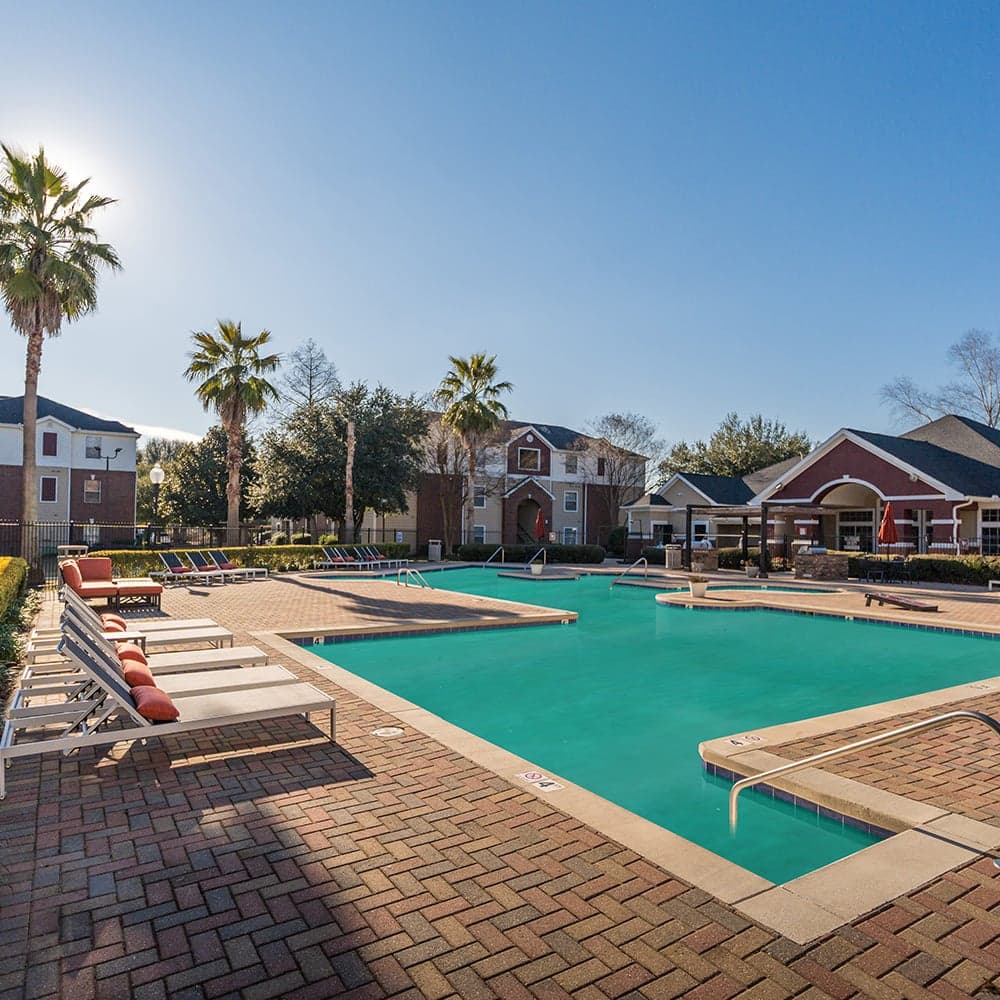 Pool-RBS-21-Oaks-4
