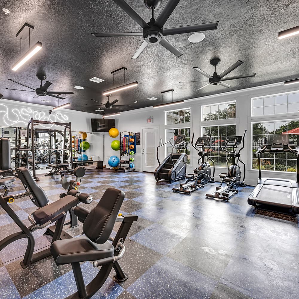 29-Fitness-Center-01-21-Oaks
