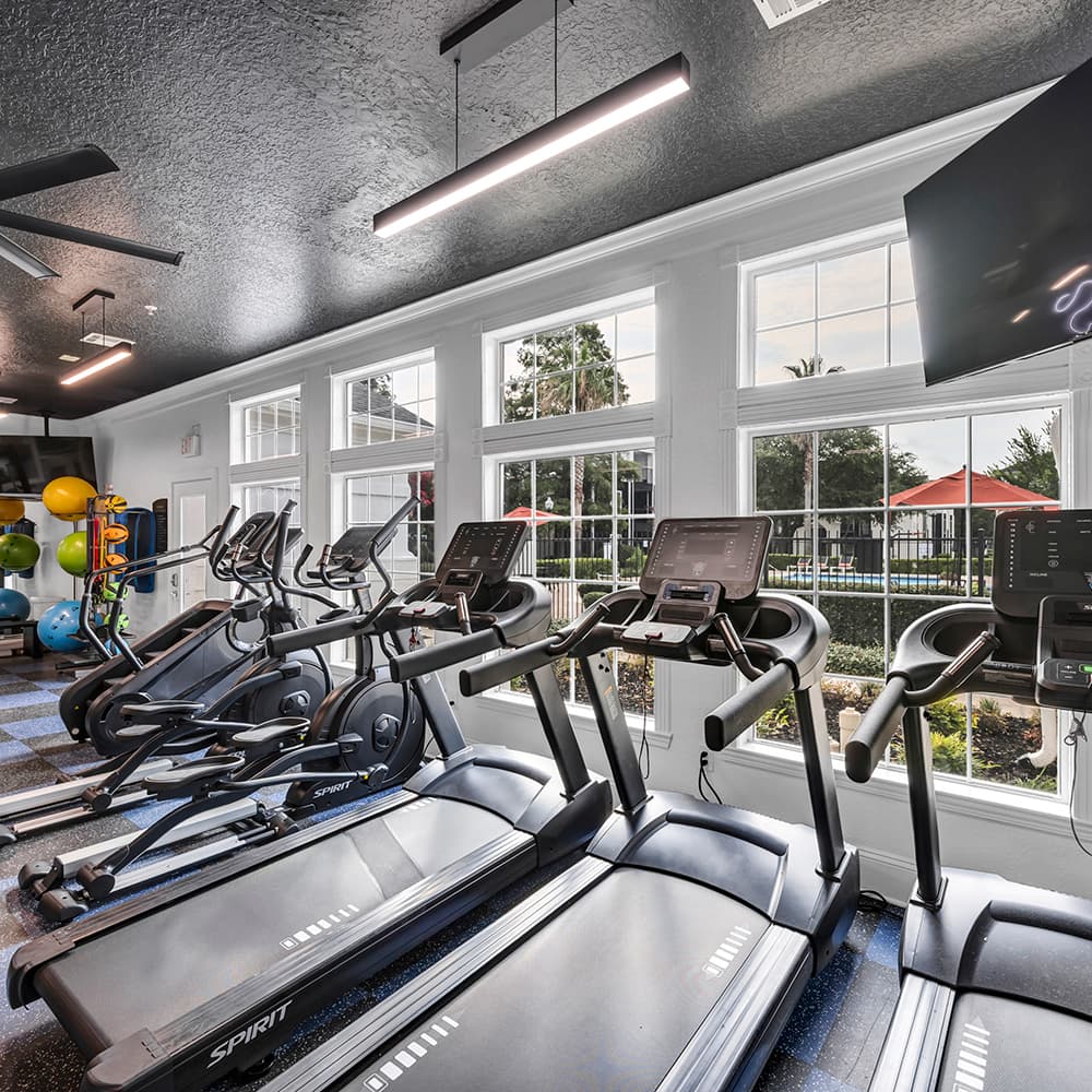 30-Fitness-Center-02-21-Oaks