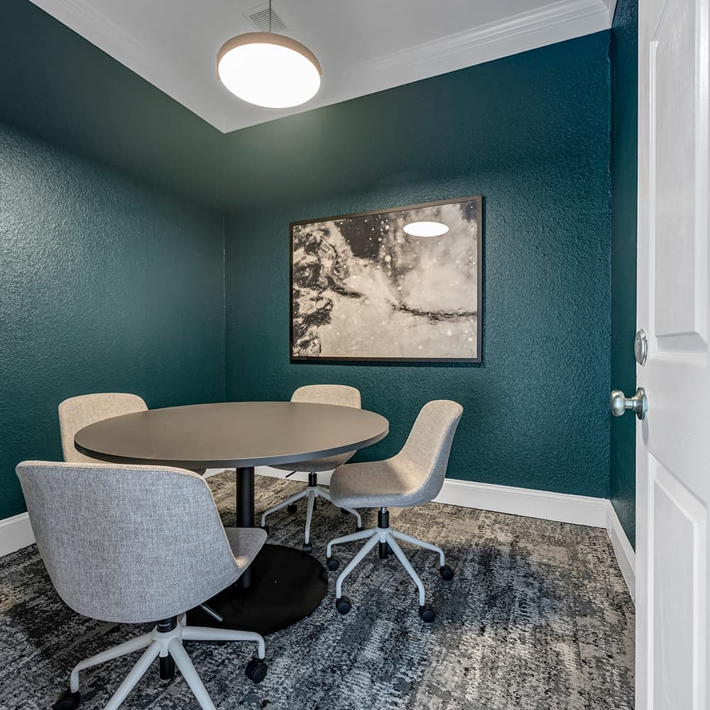 42-Study-Room-02-21-Oaks